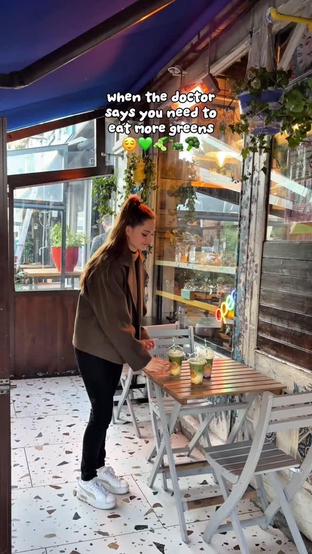 Instagram post from la_pausa_caffe. This post is in position 1.